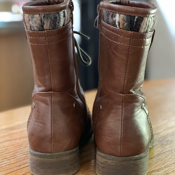 Fall/Winter Women’s Boots size 8 - Picture 4 of 4